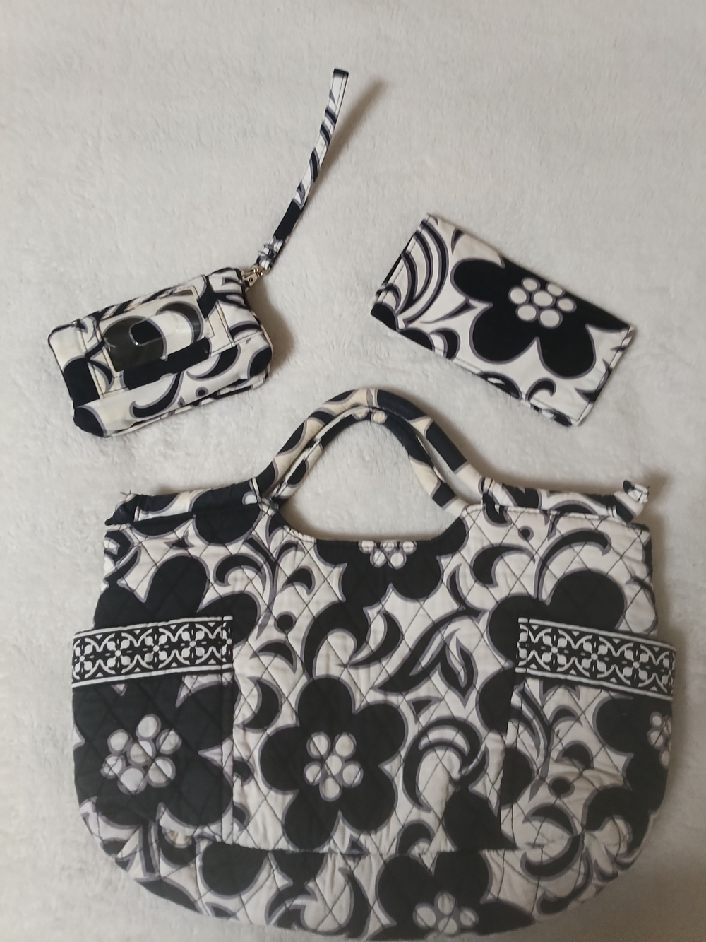 Vera Bradley Black and White Patterned Tote Set - Picture 2 of 3